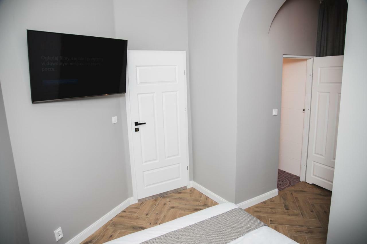 W1 Katowice Aparthotel Εξωτερικό φωτογραφία