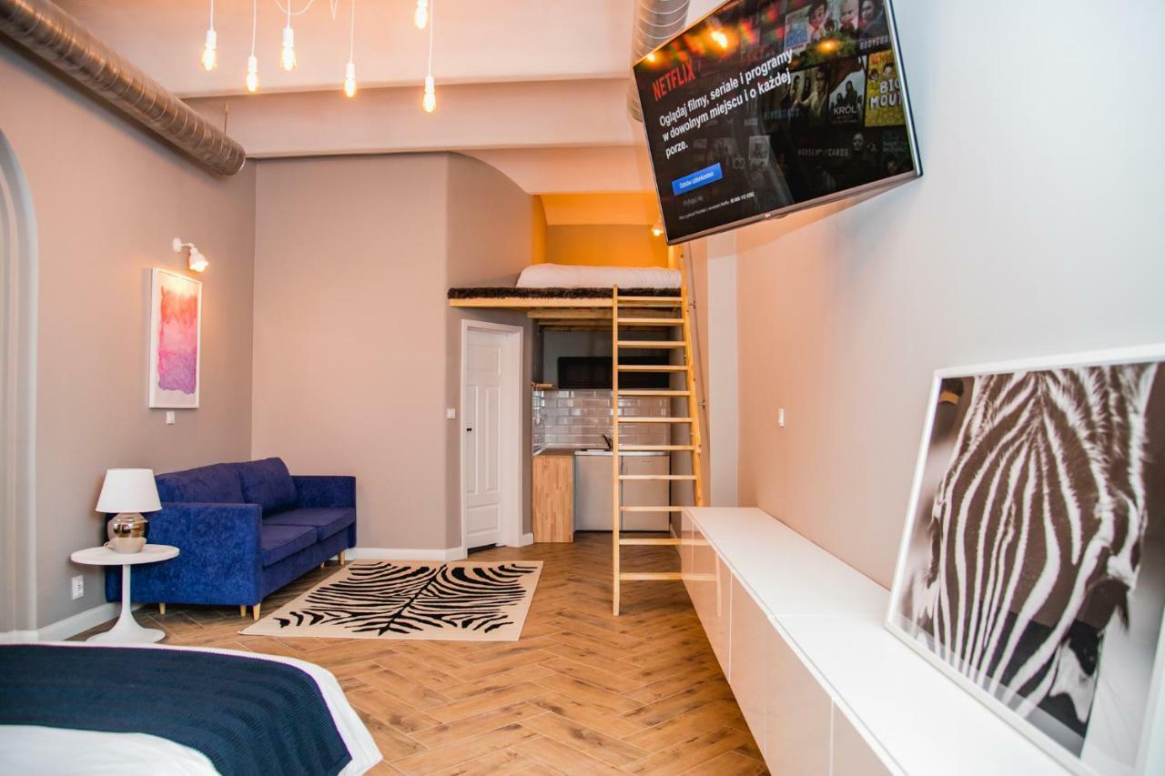 W1 Katowice Aparthotel Εξωτερικό φωτογραφία